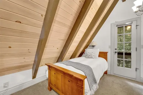 562 W Club Lake Toxaway NC 28747