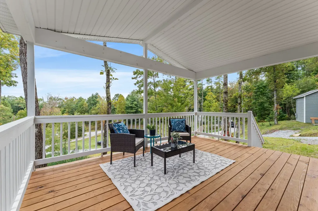 725 Ridge Crest Lane Cullowhee NC 28723