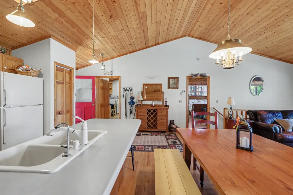 437 High Point Drive Scaly Mountain NC 28775