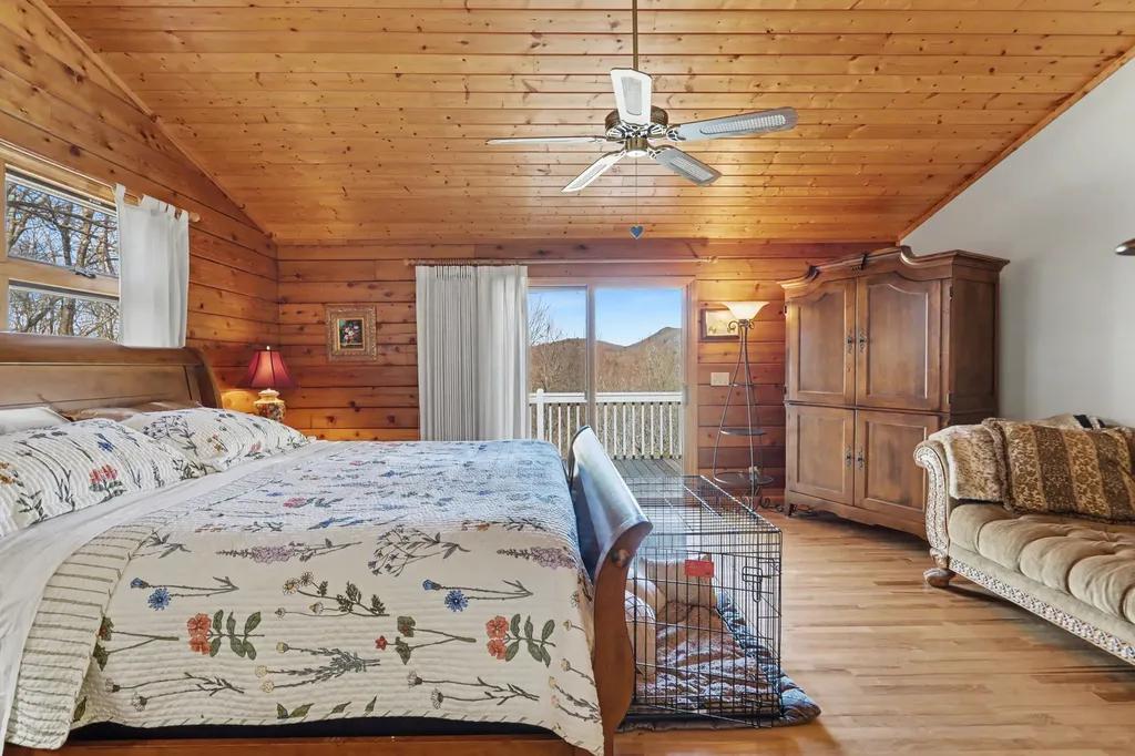 437 High Point Drive Scaly Mountain NC 28775