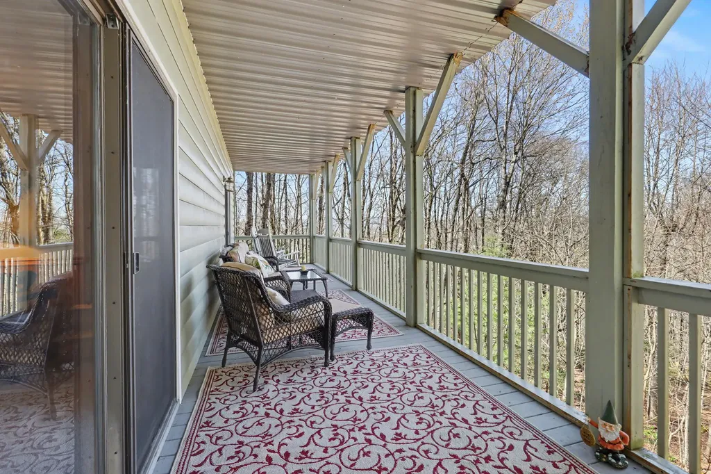 437 High Point Drive Scaly Mountain NC 28775