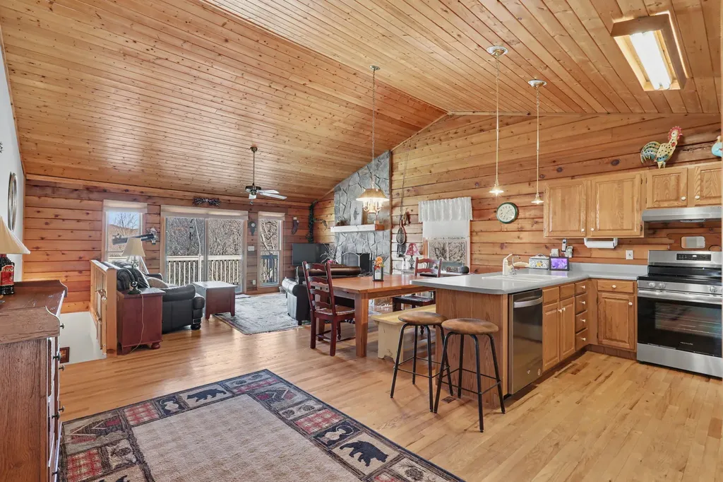 437 High Point Drive Scaly Mountain NC 28775