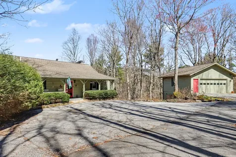 437 High Point Drive Scaly Mountain NC 28775
