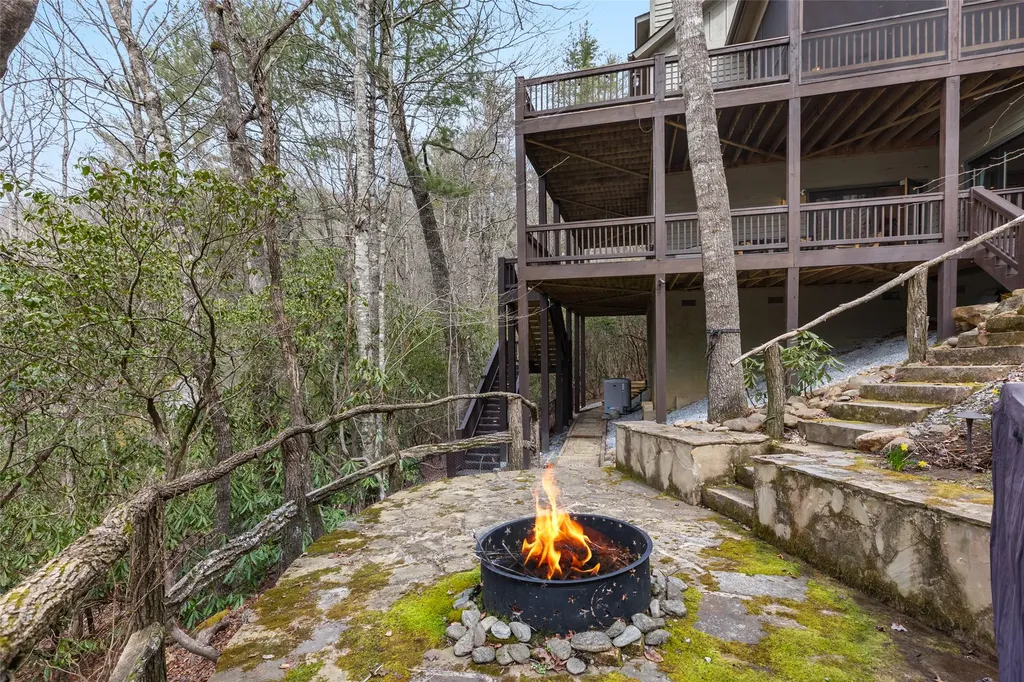 155 Springs Way Sapphire NC 28774