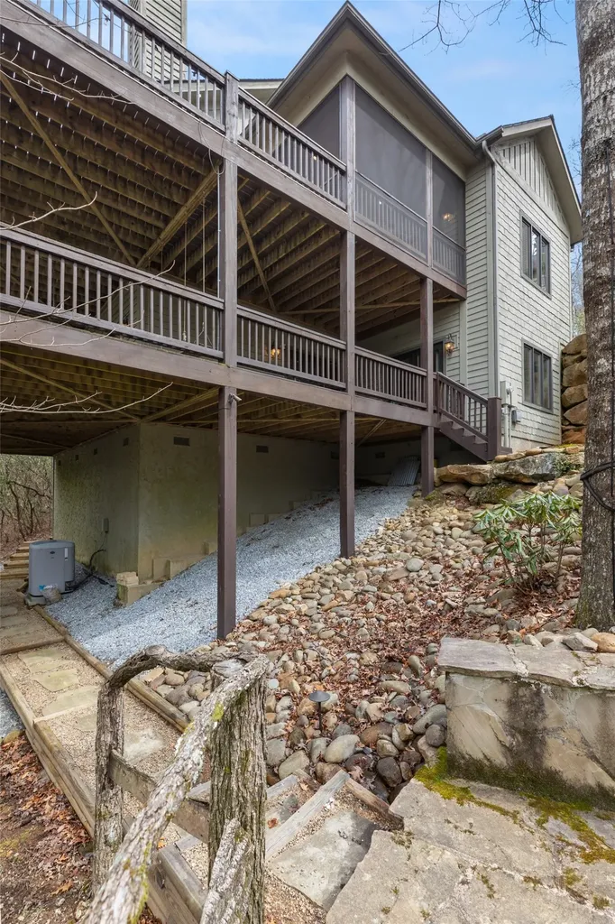 155 Springs Way Sapphire NC 28774
