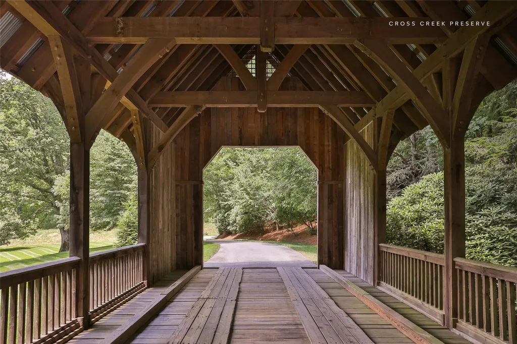364 Cross Creek Trail Cullowhee NC 28723