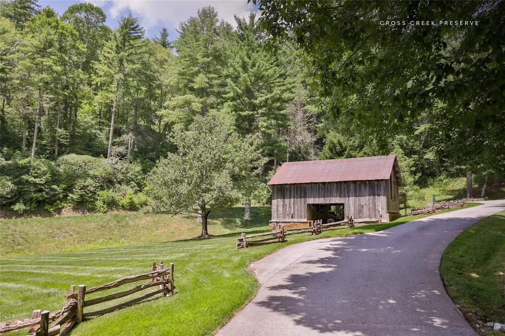 364 Cross Creek Trail Cullowhee NC 28723