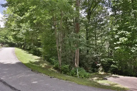 364 Cross Creek Trail Cullowhee NC 28723