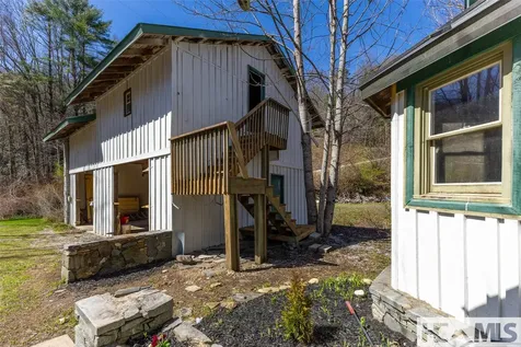 577 Paul Mccoy Road Lake Toxaway NC 28747