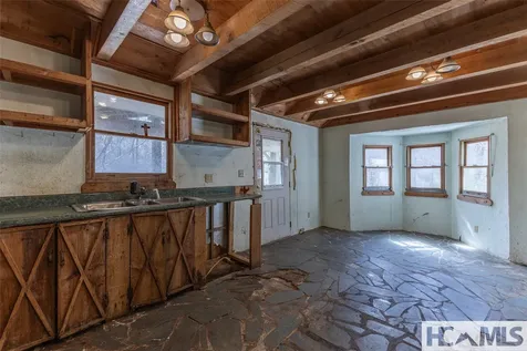 577 Paul Mccoy Road Lake Toxaway NC 28747