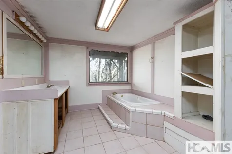 577 Paul Mccoy Road Lake Toxaway NC 28747