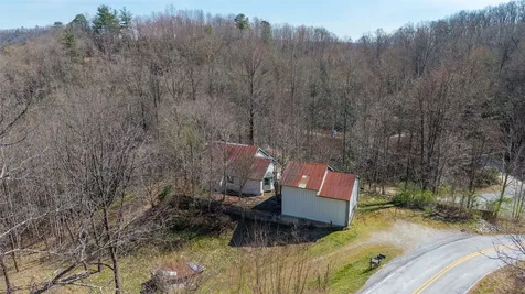 577 Paul Mccoy Road Lake Toxaway NC 28747