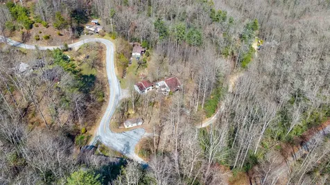 577 Paul Mccoy Road Lake Toxaway NC 28747