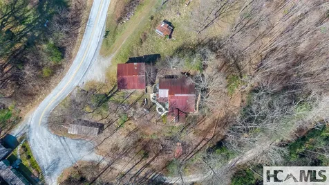 577 Paul Mccoy Road Lake Toxaway NC 28747
