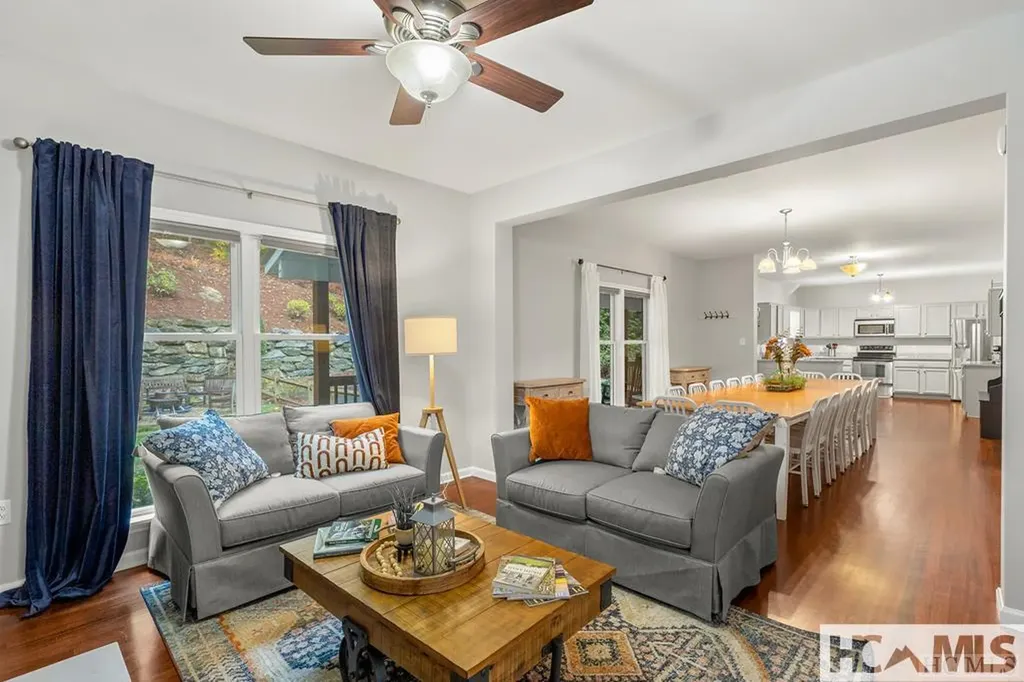 110 Kestrel Court Sapphire NC 28774