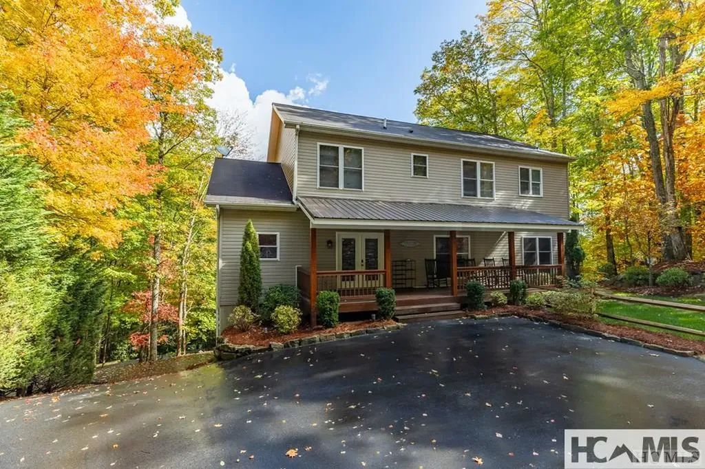 110 Kestrel Court Sapphire NC 28774