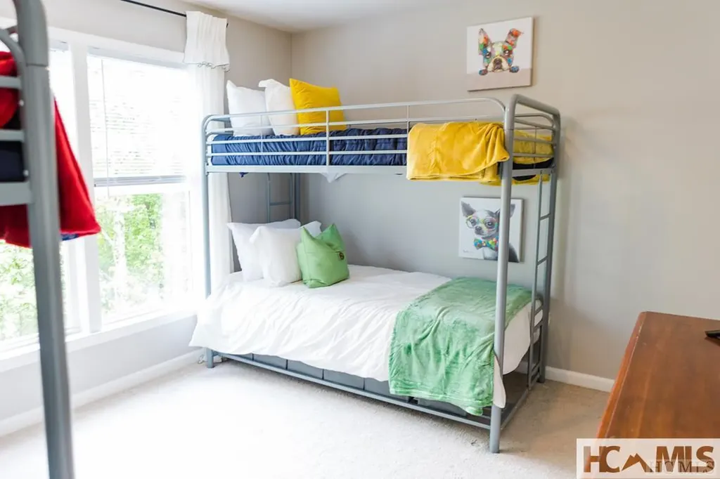 110 Kestrel Court Sapphire NC 28774