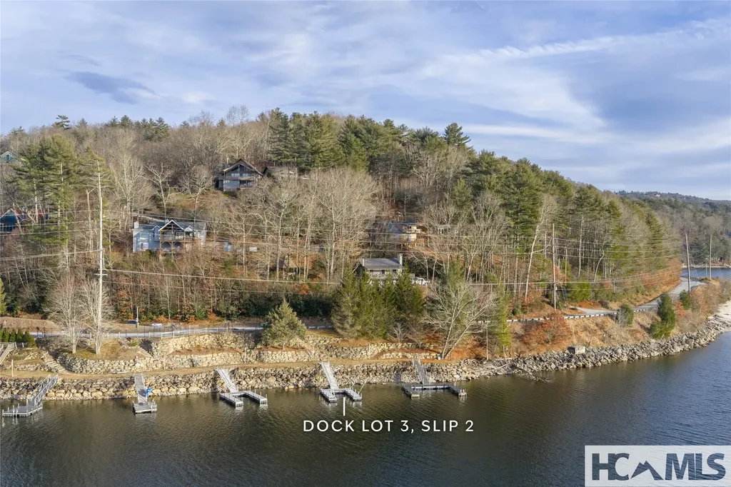 3-2 Highway 107 Glenville NC 28736