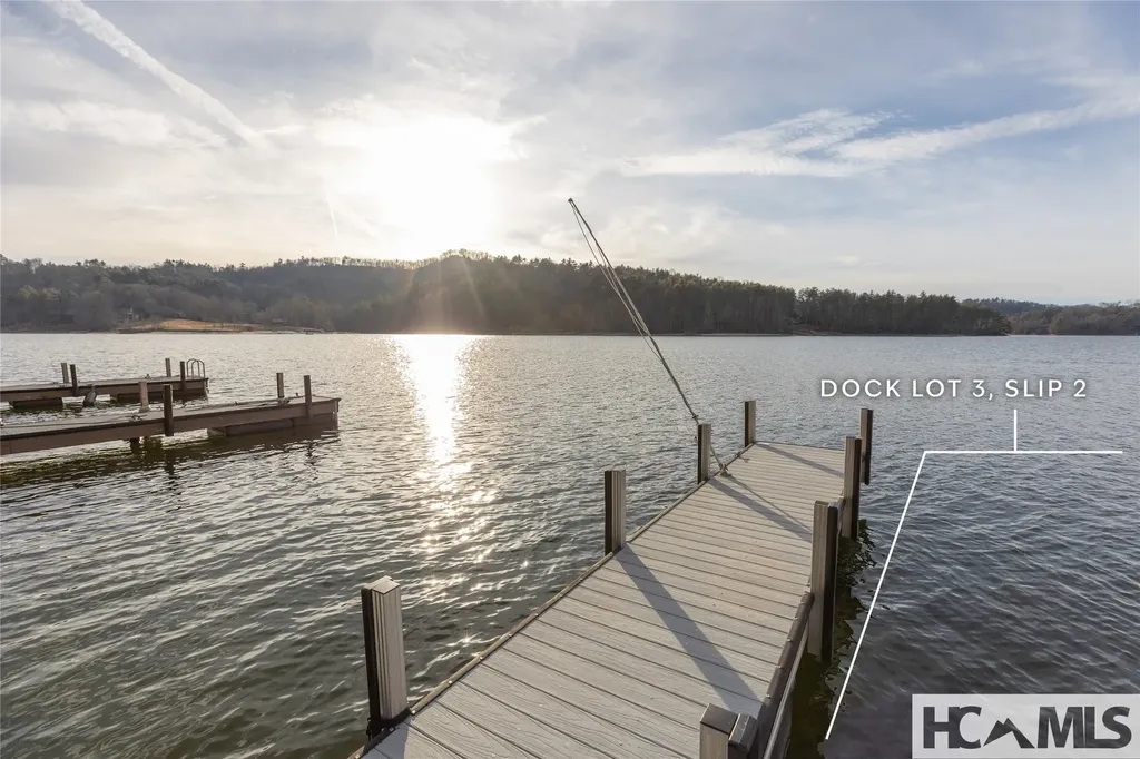 3-2 Highway 107 Glenville NC 28736