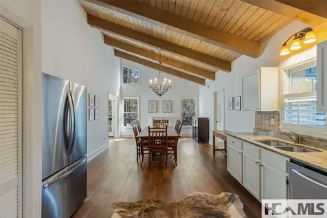 1884 Dillard Road Highlands NC 28741