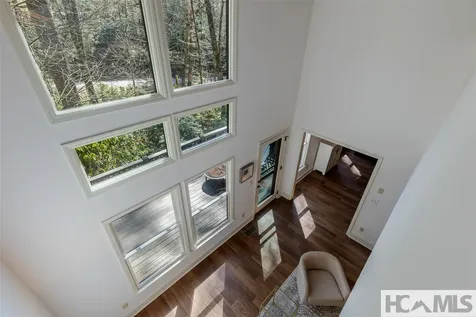1884 Dillard Road Highlands NC 28741