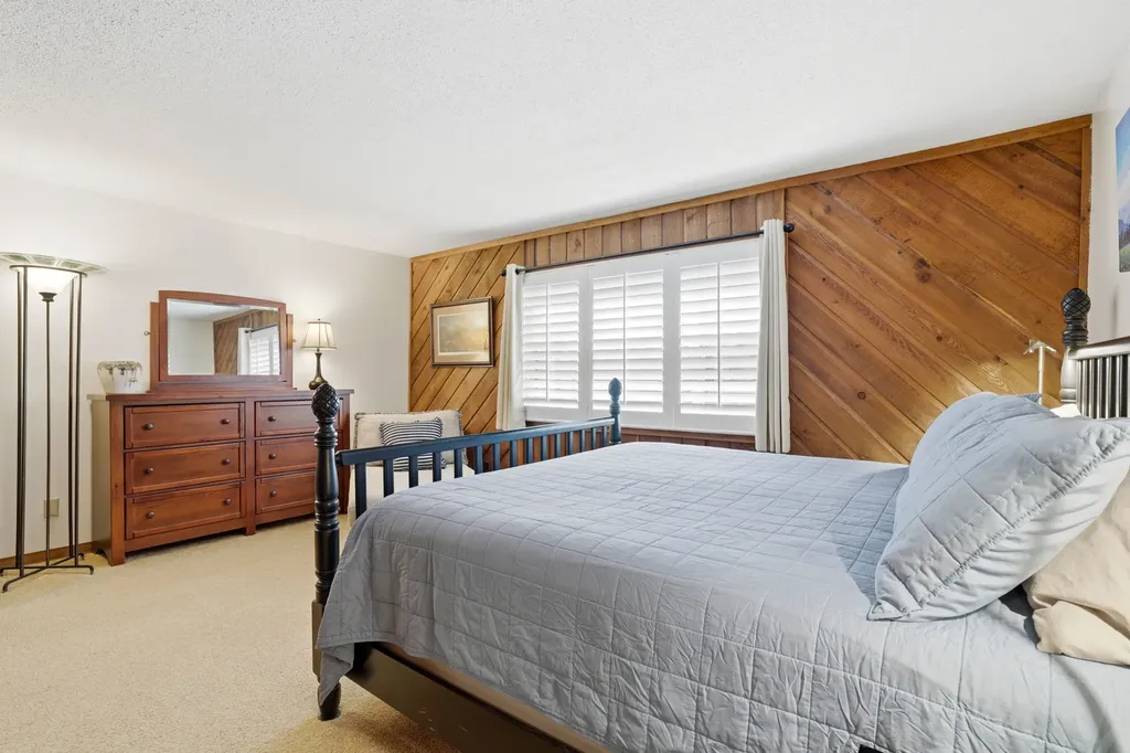 221 Toxaway Falls Drive Lake Toxaway NC 28747
