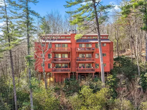 221 Toxaway Falls Drive Lake Toxaway NC 28747