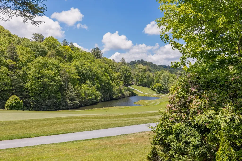 1080 Sky Lake Drive Highlands NC 28741