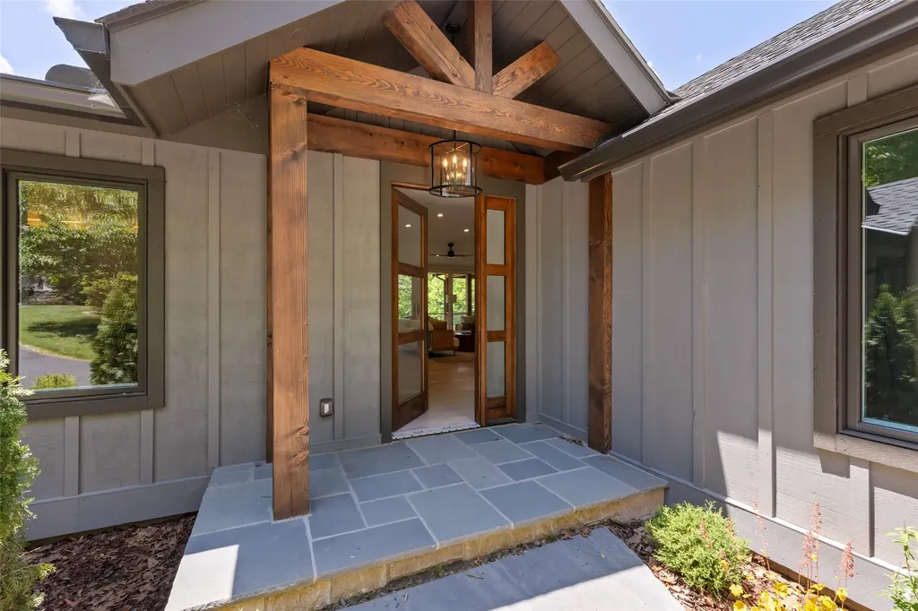 1080 Sky Lake Drive Highlands NC 28741