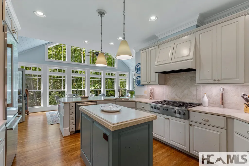 285 Streamside Drive Cashiers NC 28717