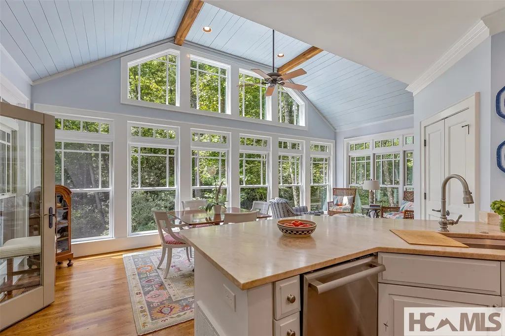 285 Streamside Drive Cashiers NC 28717
