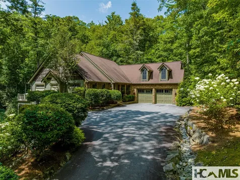 285 Streamside Drive Cashiers NC 28717