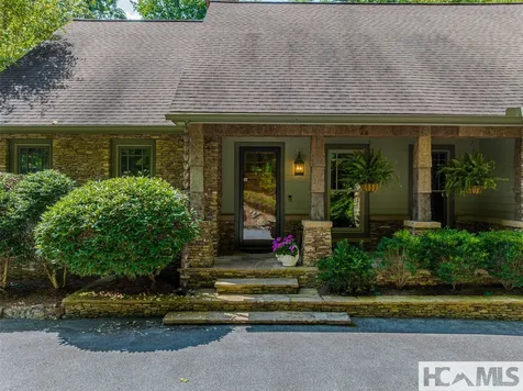 285 Streamside Drive Cashiers NC 28717