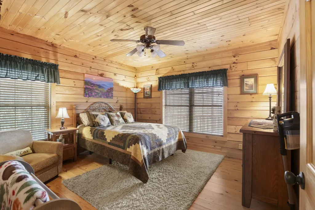 78 Longview Ridge Road Lake Toxaway NC 28747