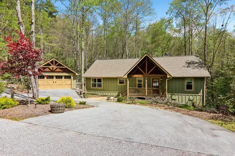 15 Spruce Court Sapphire NC 28774
