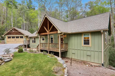 15 Spruce Court Sapphire NC 28774