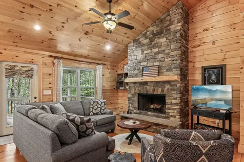 15 Spruce Court Sapphire NC 28774