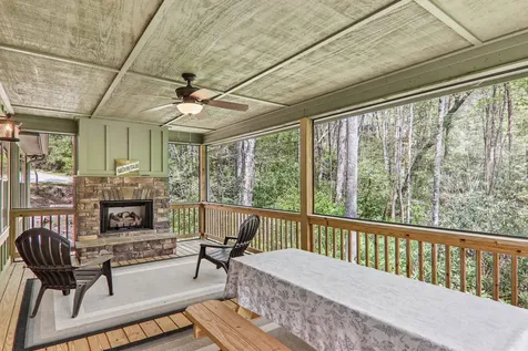 15 Spruce Court Sapphire NC 28774