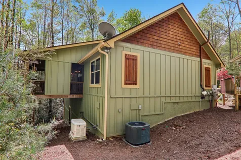 15 Spruce Court Sapphire NC 28774