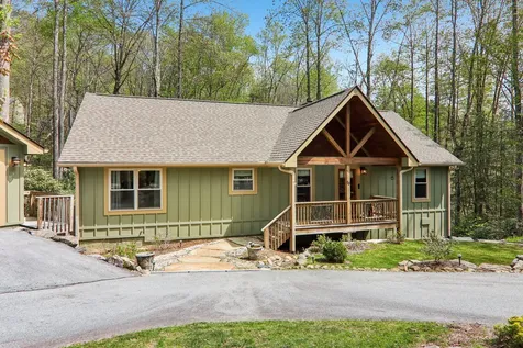 15 Spruce Court Sapphire NC 28774