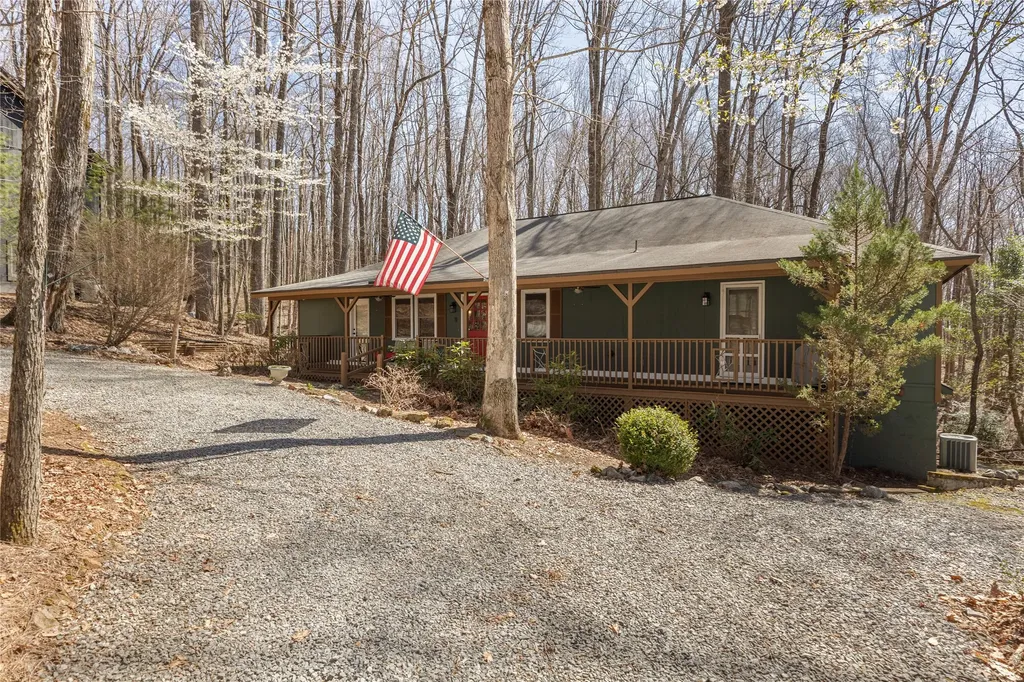 1603 Black Oak Drive Sapphire NC 28774