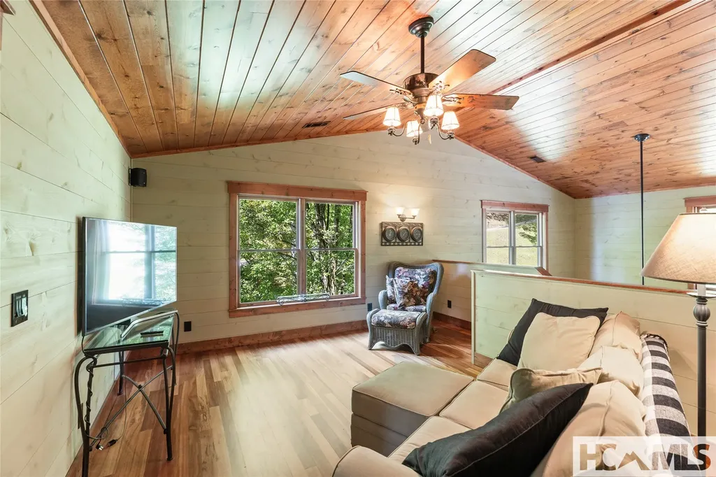 1285 Leafstone Circle Sylva NC 28779