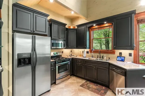 1285 Leafstone Circle Sylva NC 28779