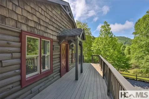 1285 Leafstone Circle Sylva NC 28779