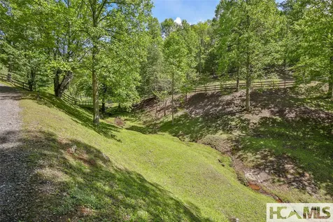 1285 Leafstone Circle Sylva NC 28779