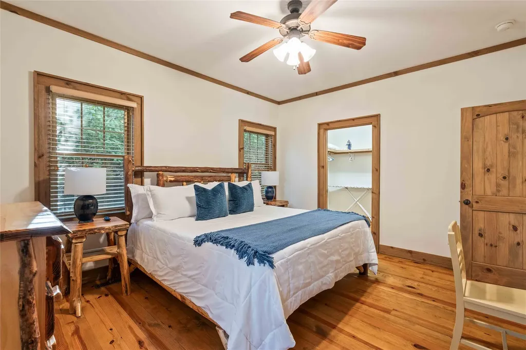 41 W Lance Road Cashiers NC 28717