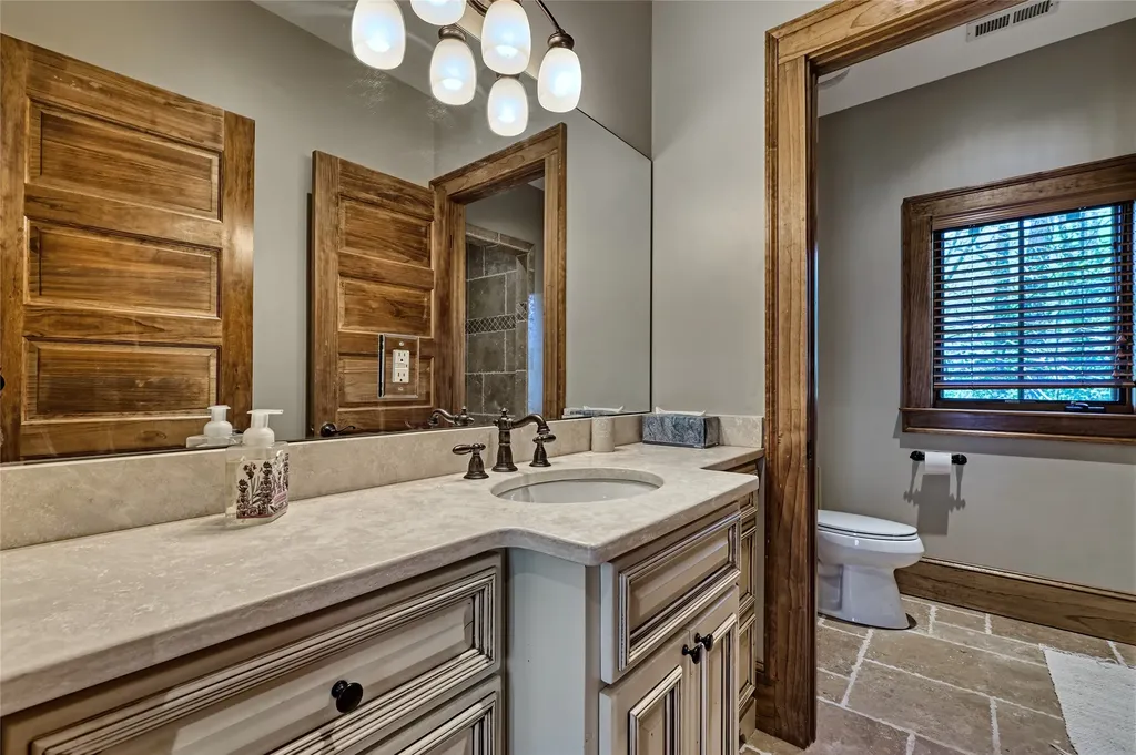 352 Moorewood Road Highlands NC 28741