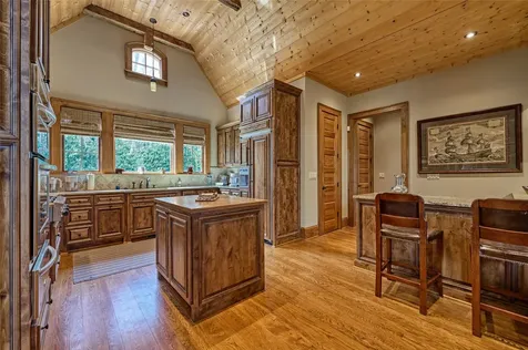 352 Moorewood Road Highlands NC 28741