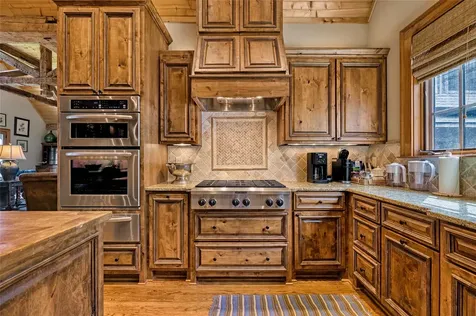 352 Moorewood Road Highlands NC 28741