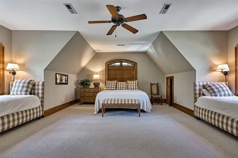 352 Moorewood Road Highlands NC 28741